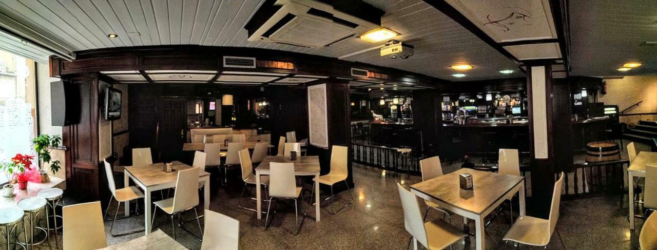Hostal El Arco Almazan Ngoại thất bức ảnh